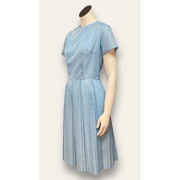 Vintage Checkered Fit and flare short sleeve Pleated Dress Size Small - Picture 2 of 6